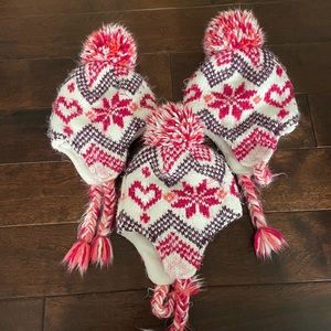 Lands’ End Knit Winter Pom Pom Hat